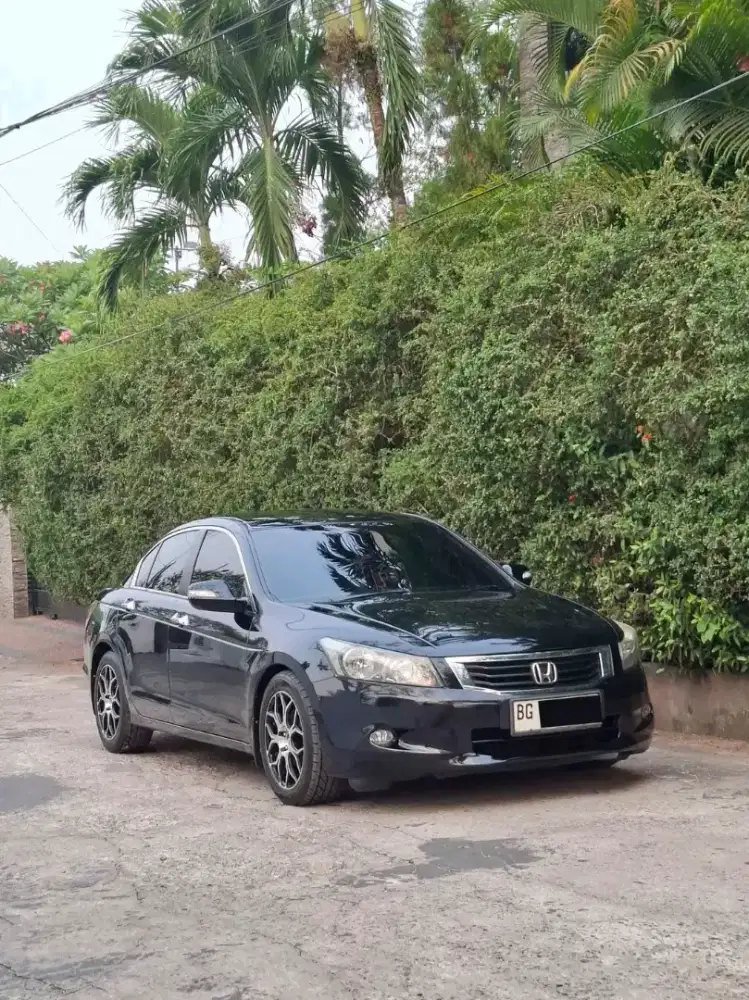 HONDA ACCORD 2.4 VTIL AT 2014 HITAM