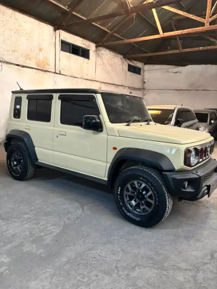 Suzuki Jimny 5 pintu tahun 2026