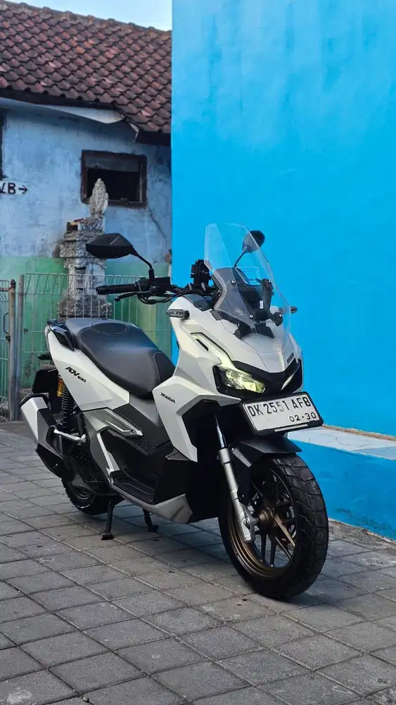 Honda putih Adv160 abs adventure 2025 matic