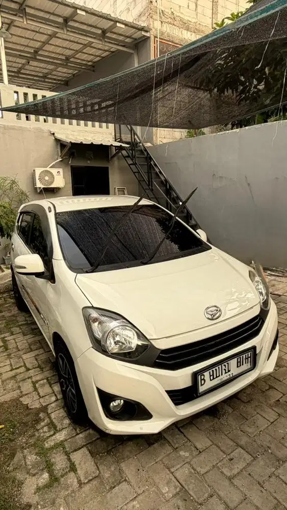 Daihatsu Ayla X Automatic 1000cc Putih Tahun 2021