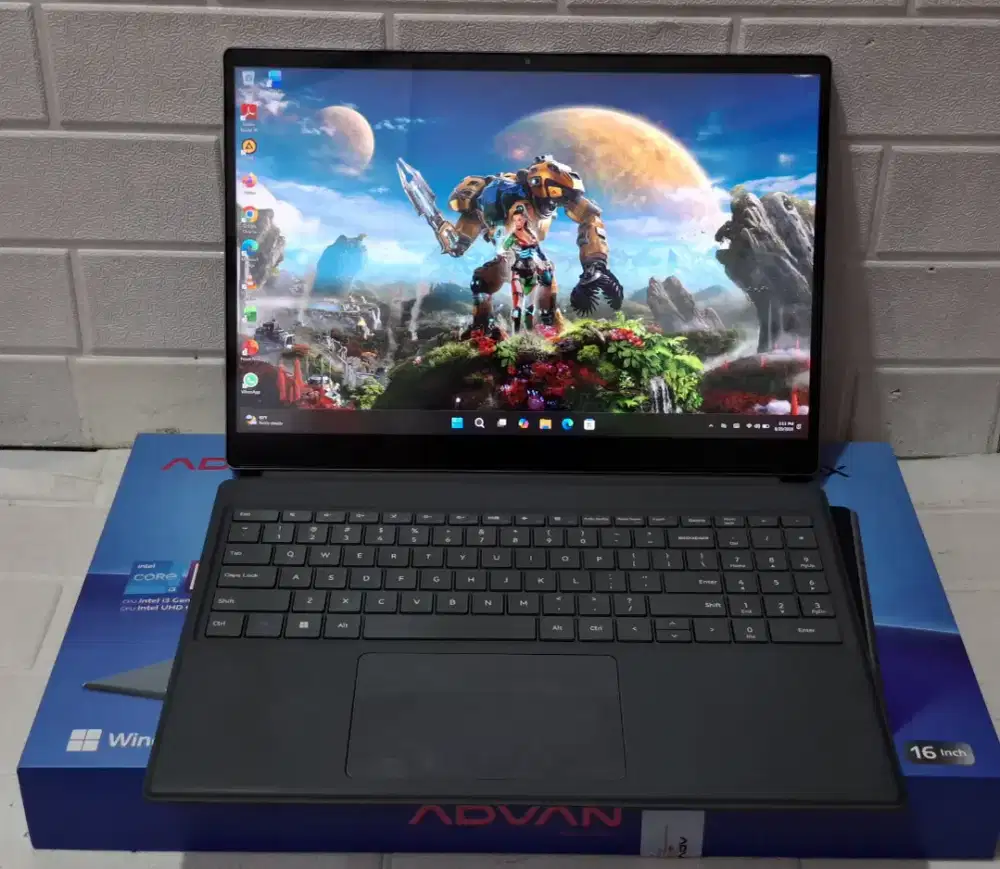 ADVAN EVO-X  2 in 1 Prosesor Intel Core i3 1215U/Ram 12GB/SSD 512GB