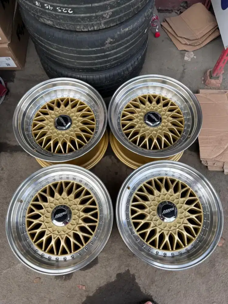 Bbs rs ring 16x8-9 pcd 4x100/114,3 ET 38-22 4pcs