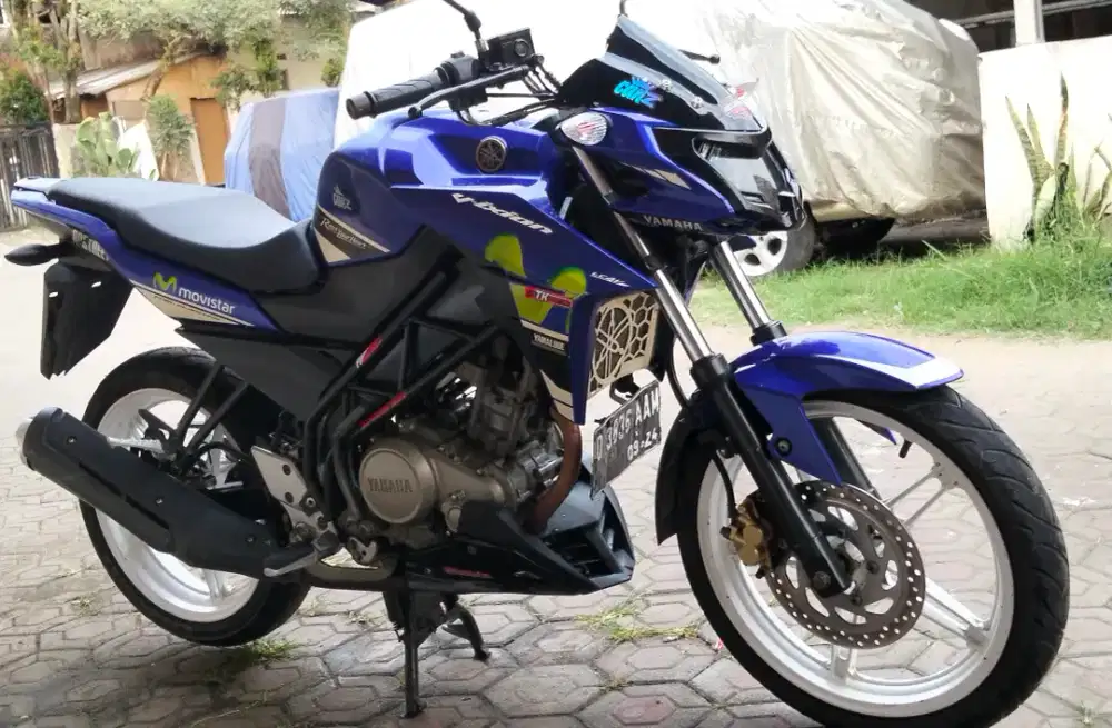 Vixion 2016 nva advance Movistar edition