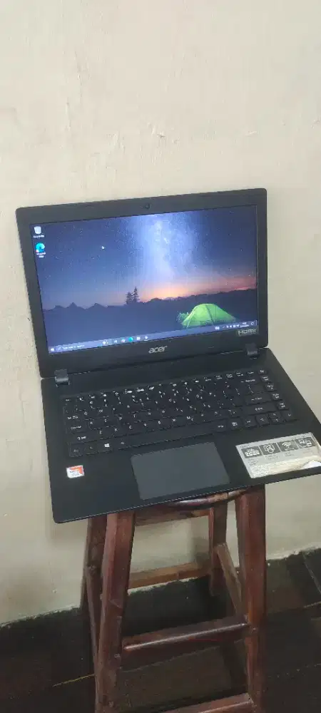 Acer Aspire 3 AMD A4 9125 ram 8gg SSD 256gg layar 14in slime 1.9jt