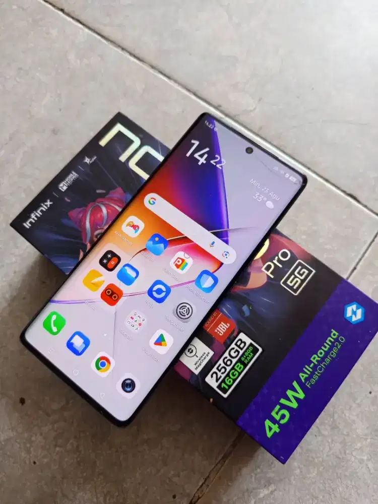Infinix Note 40 Pro 5g Nfc (8+8/256)