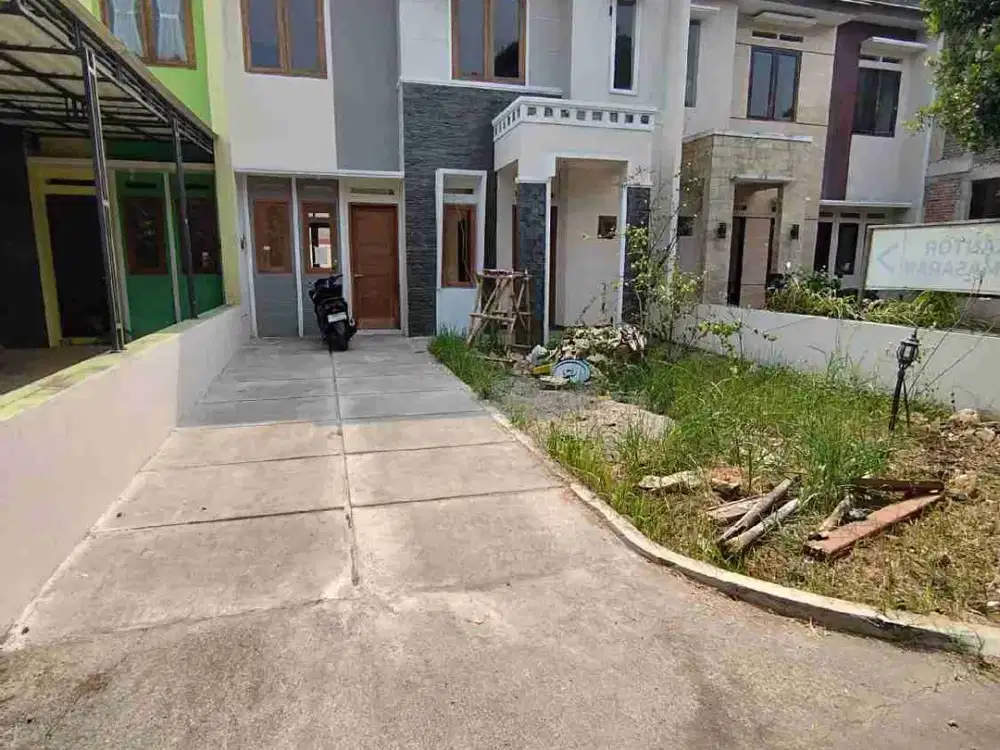 Rumah Jual di Jagakarsa dekat mi Familia Padel court jaksel