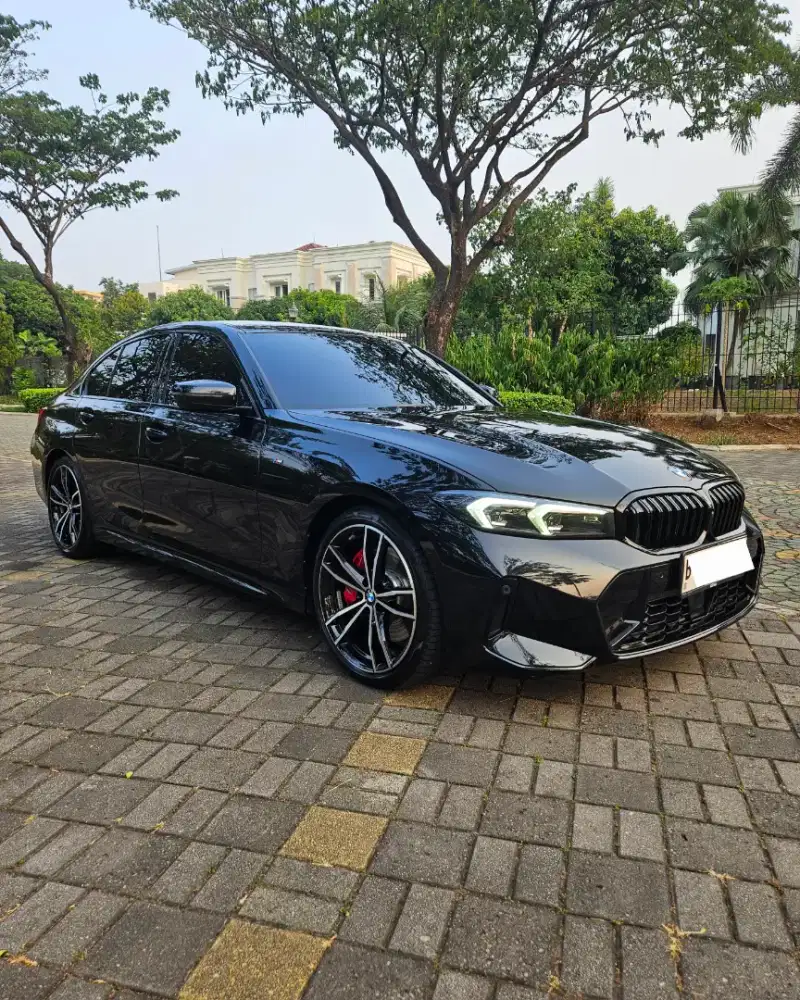 (Low Odo 14rb) BMW 330i MSport 2023 - Cash