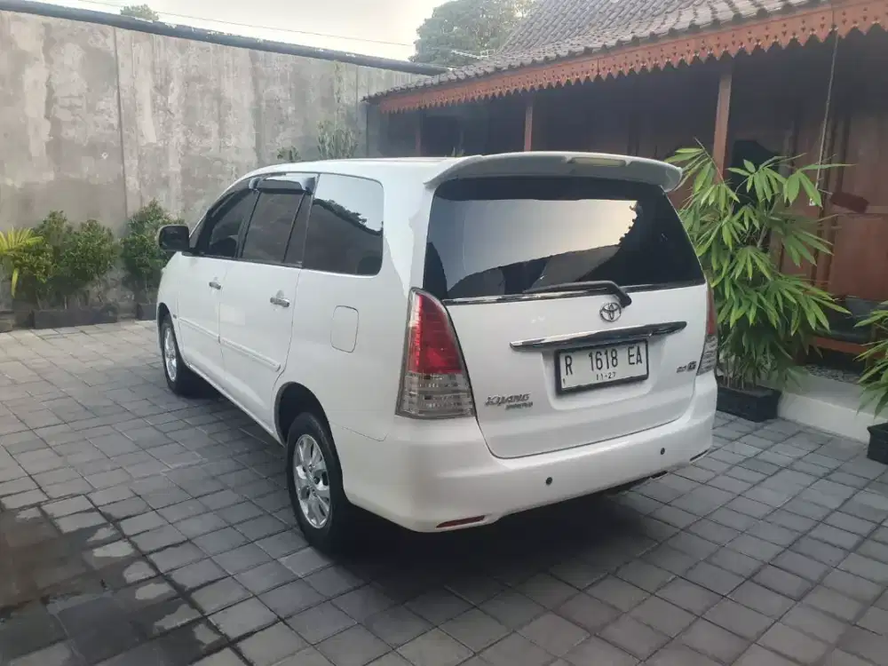 INNOVA G 2011 BENSIN MANUAL