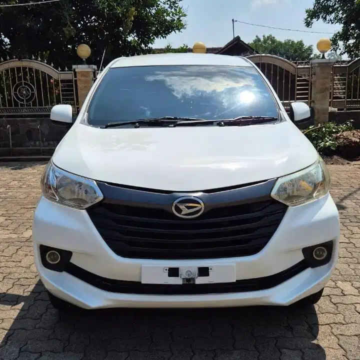 DAIHATSU XENIA X MT 2016