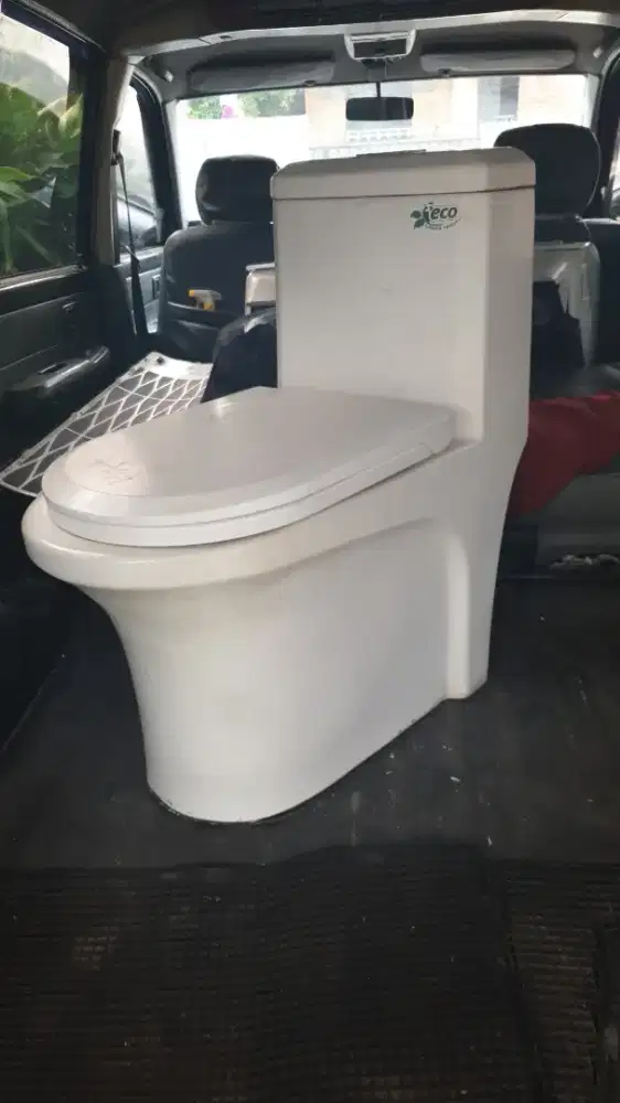 Di jual kloset duduk