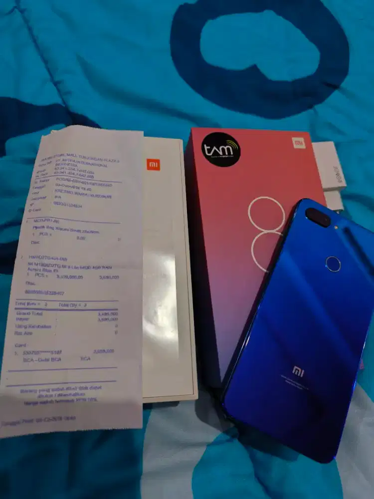 Mi 8 lite Aurora Blue