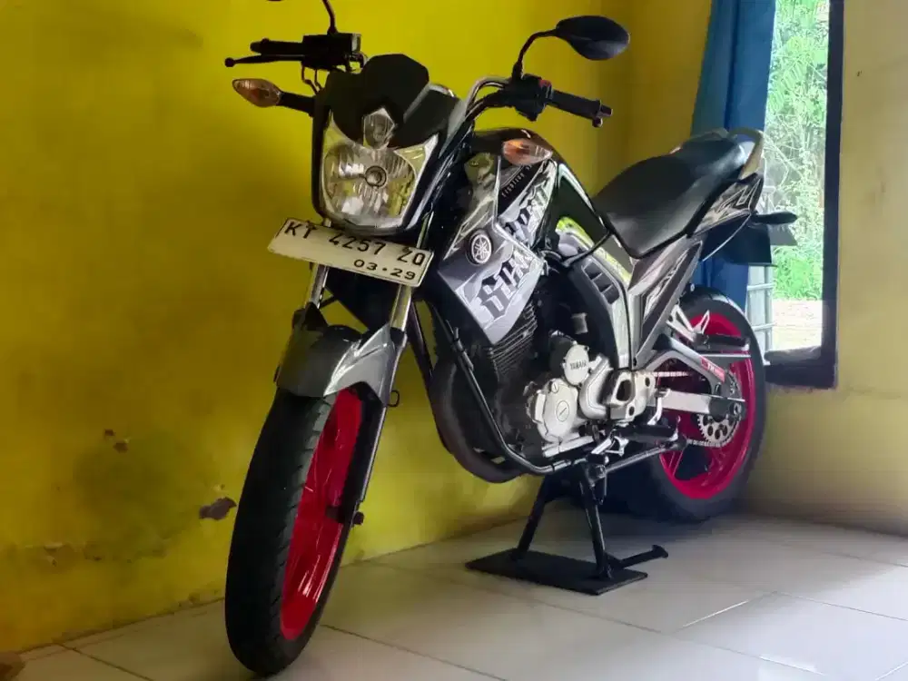 Yamaha Scorpio 225 cc