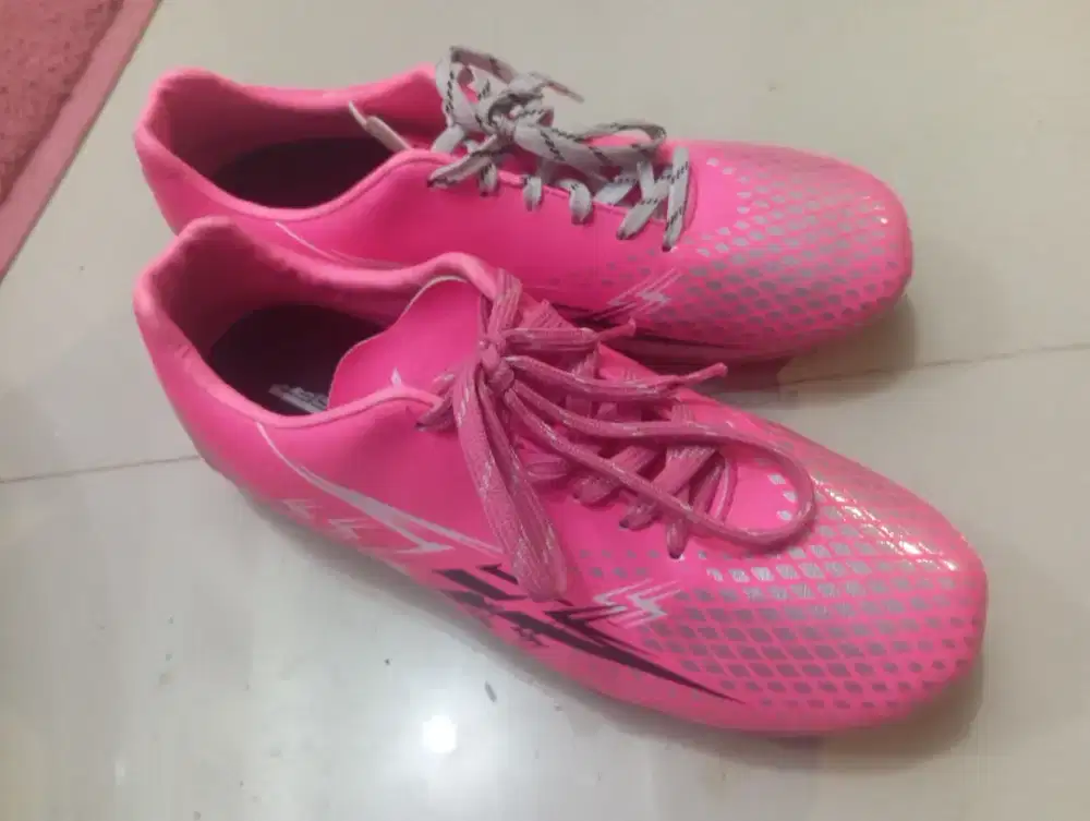 Dijual Bola Sepatu srtset
