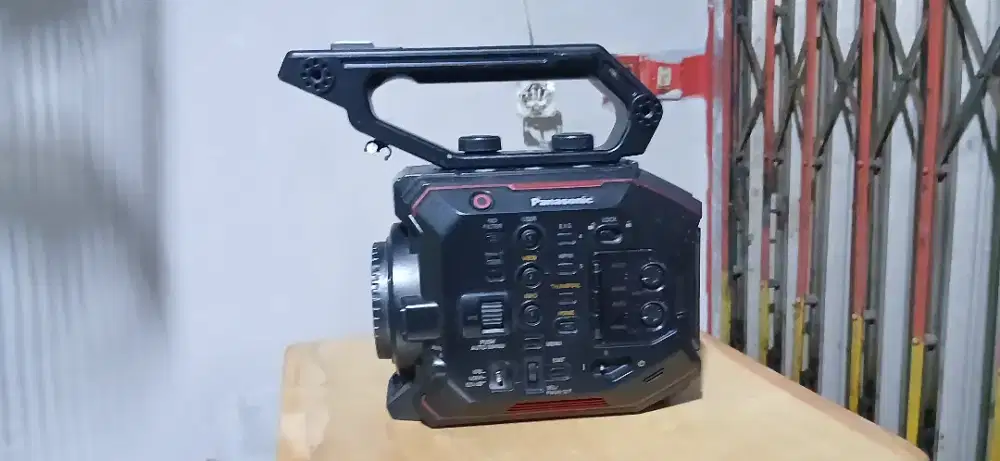 Di jual cepat. Kamera Panasonic eva 1