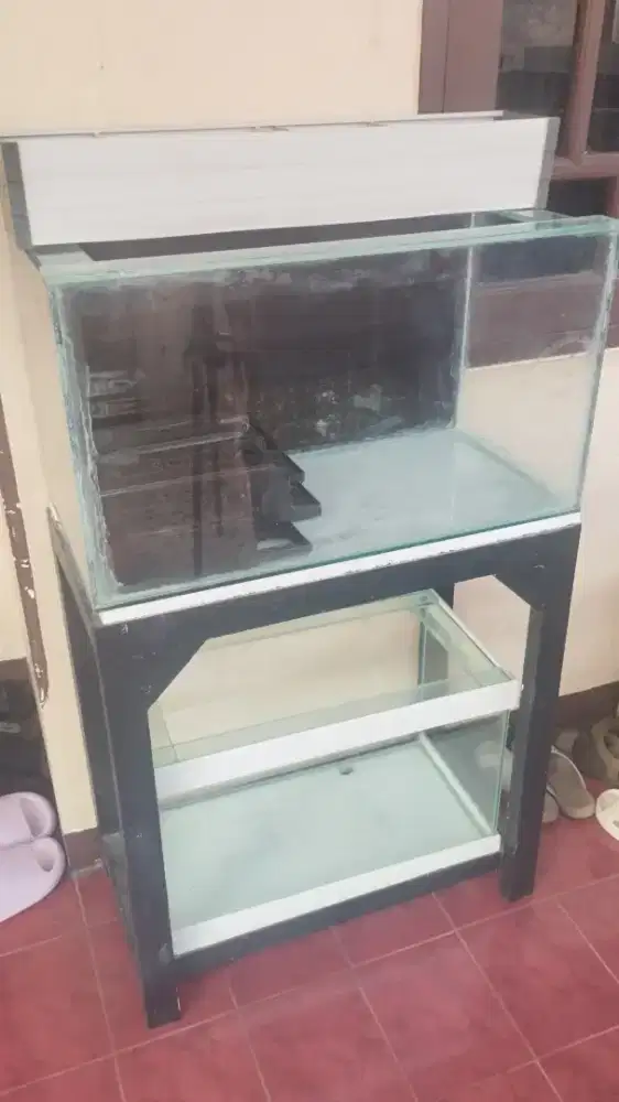 JUAL BORONGAN AQUARIUM + FILTER + RAK KAYU