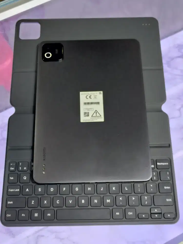 Xiaomi pad 8 8/256 Gb Witch Keyboard Wifi Only