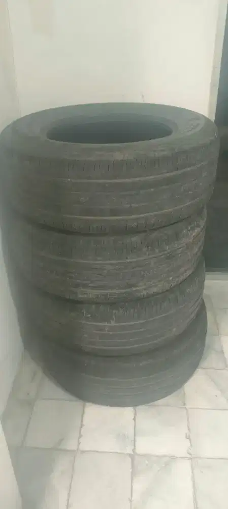 Ban Fortuner 265/65R17