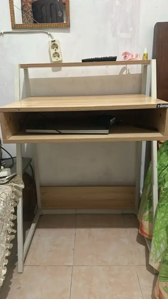 Meja Belajar Anak
