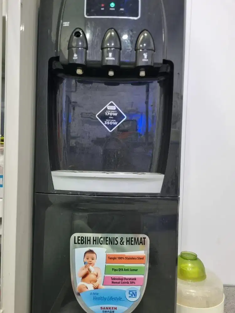 Dispenser merk sanken