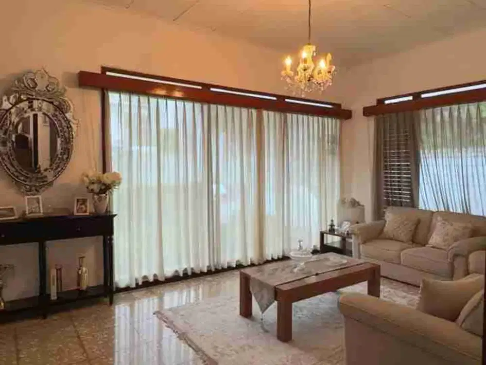 dijual rumah siap huni di Tubagus Ismail bandung