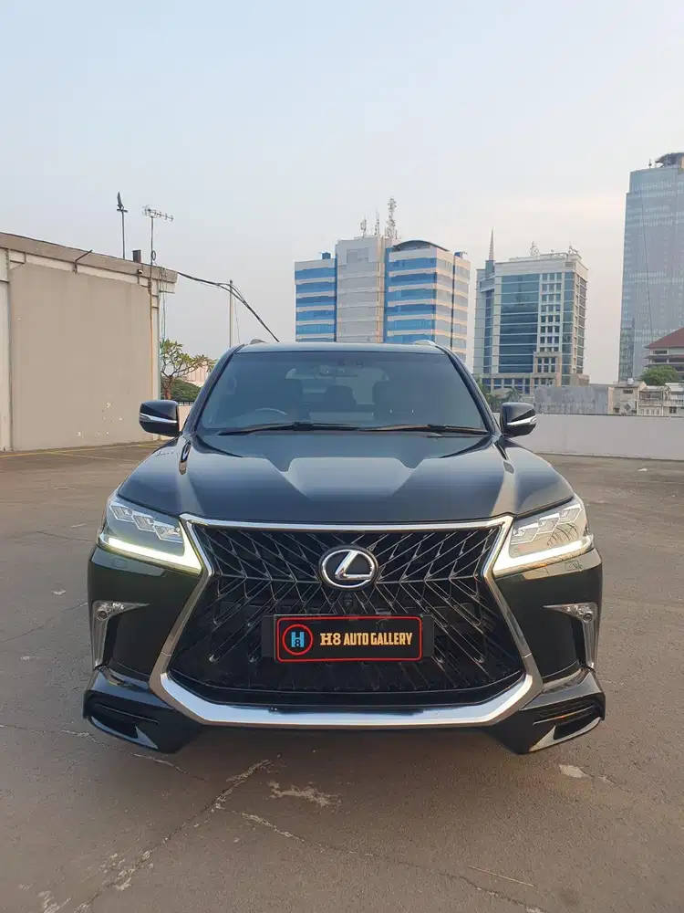 LEXUS LX570 FSPORT 2019