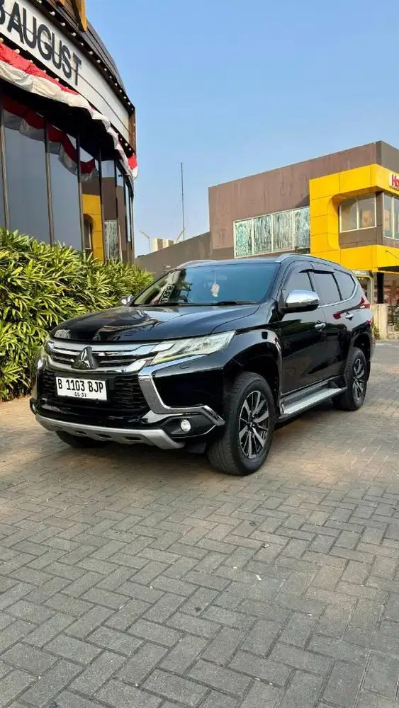 MITSUBISHI PAJERO DAKAR 4X2 AT DIESEL 2016 HITAM PROMO MURAH