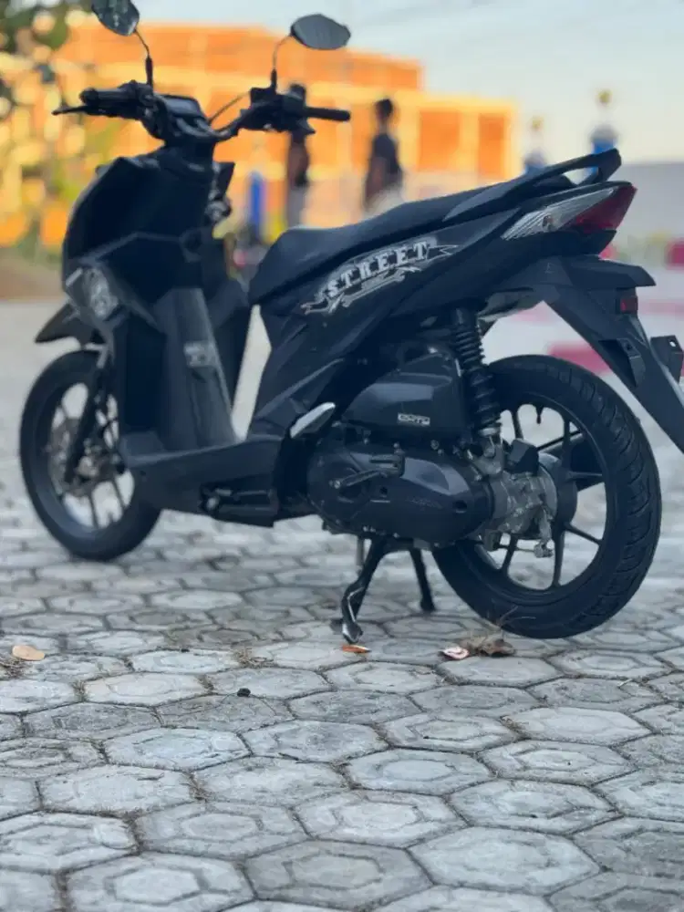 Honda beat street