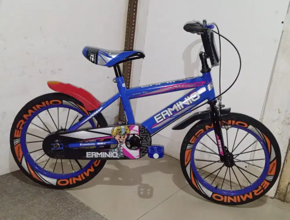 sepeda BMX ukuran 16 kondisi normal untuk usia 5 sampai 7 tahun