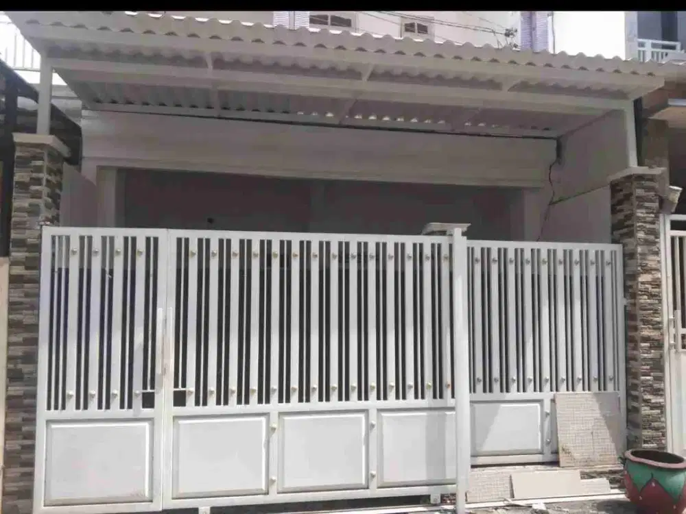 Dijual Rumah Mulyosari Dekat ITS & Pakuwon City – 5KT, 2 Lantai
Rumah Investasi Mulyosari 5KT – Dekat ITS, Bisa Kost/Kontrakan | 1,65 M