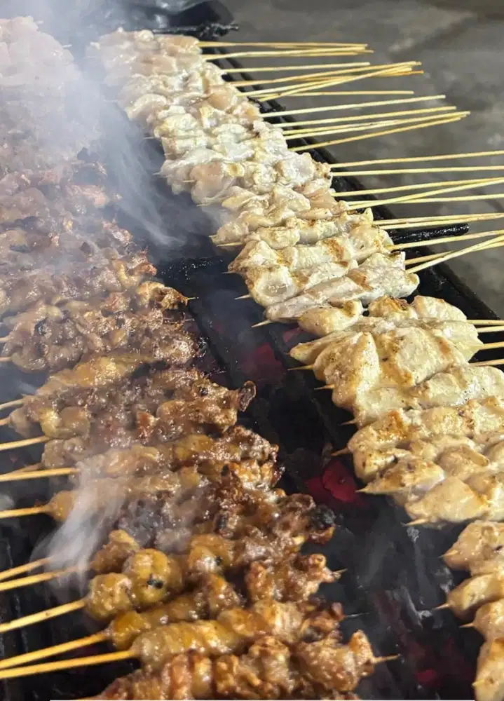 DICARI KARYAWAN YG BISA MEMASAK