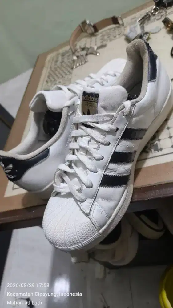 Sepatu Adidas superstar size 41 orginal