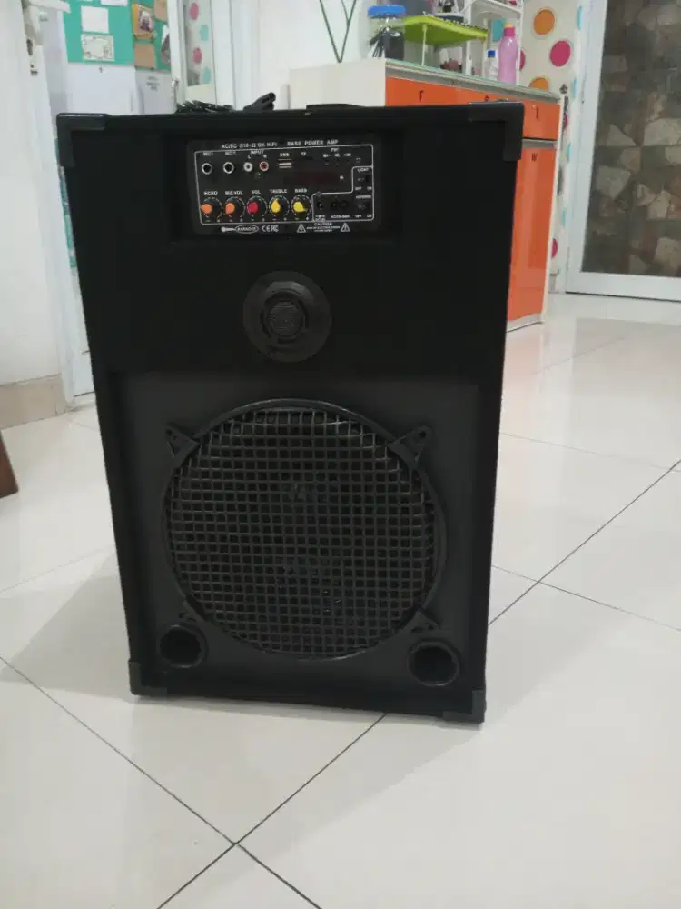 Salon speaker aktif 12 inch Bluetooth remote radio aux custom