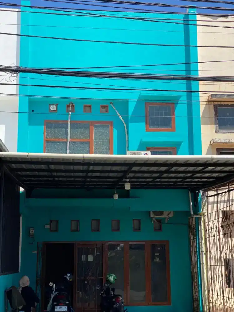 Di Sewakan Ruko 2 lantai