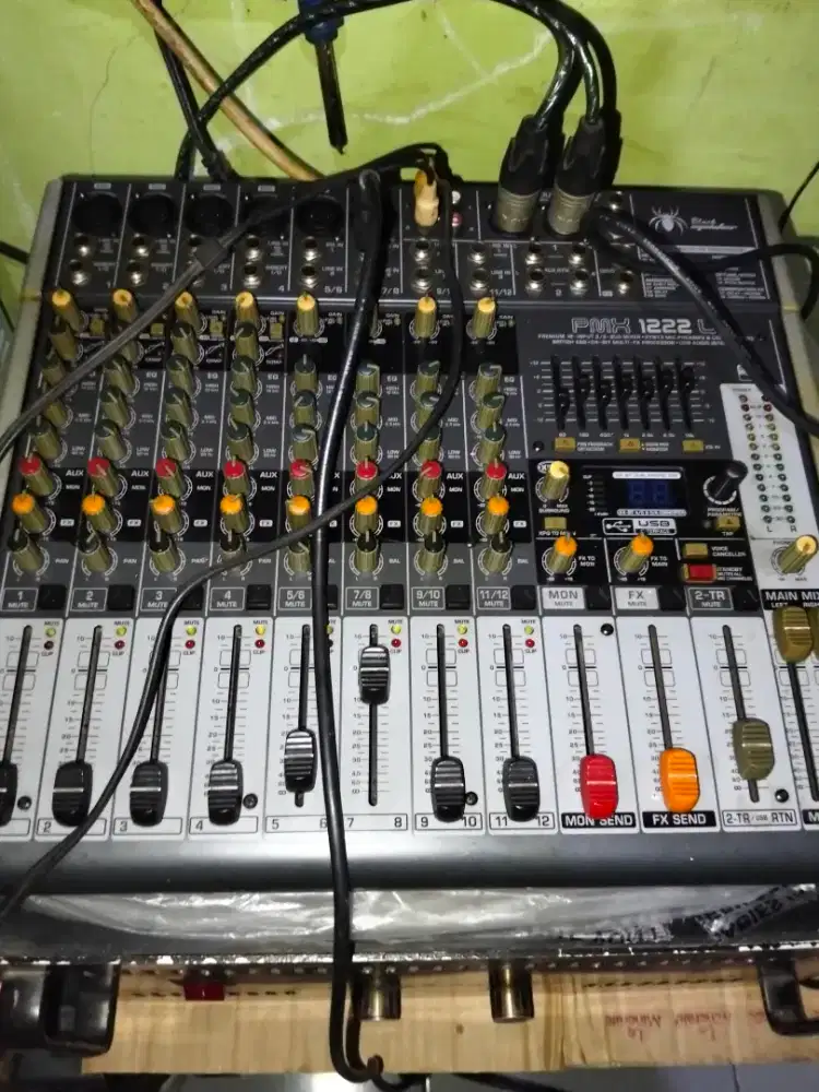 mixer 12ch +power+sound 12inc siap pakai