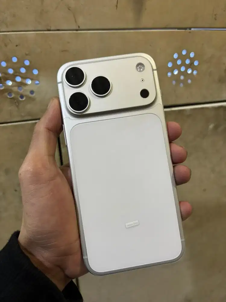 iPhone 17 Promax 512 GB Silver Resmi IBOX