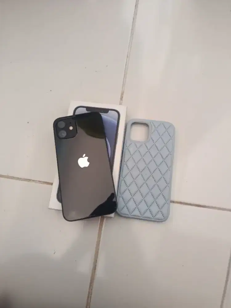 Iphone 12 Midnight Blue
