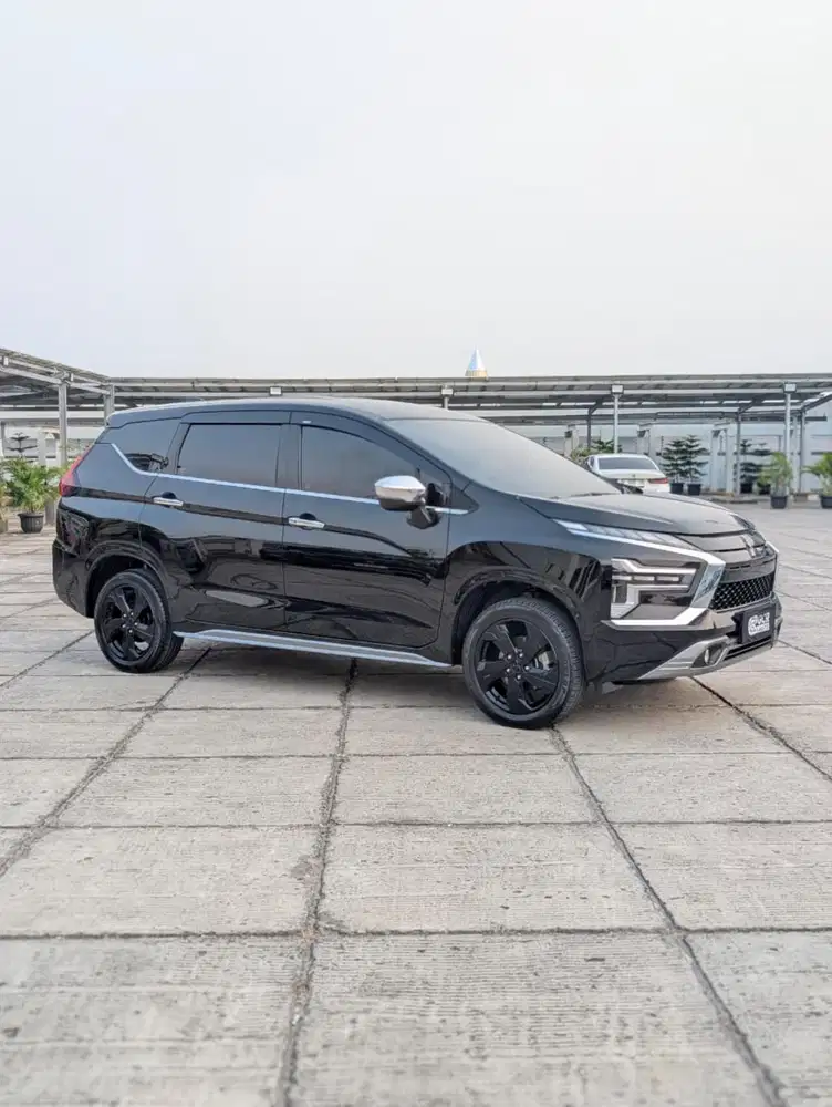 • KM 40RB RECORD • MITSUBISHI XPANDER ULTIMATE 4X2 AT 2022 / 2023