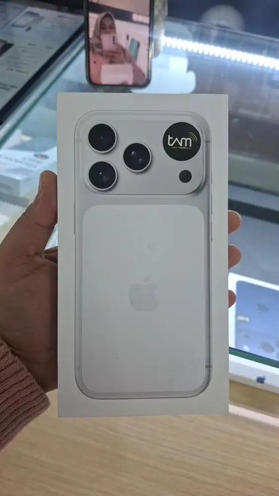 IPHONE 17 PRO 256GB SILVER BARU GARANSI RESMI