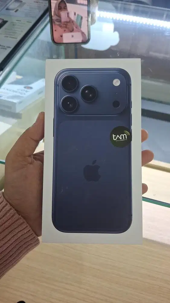 IPHONE 17 PRO 256GB DEEP BLUE BARU GARANSI RESMI