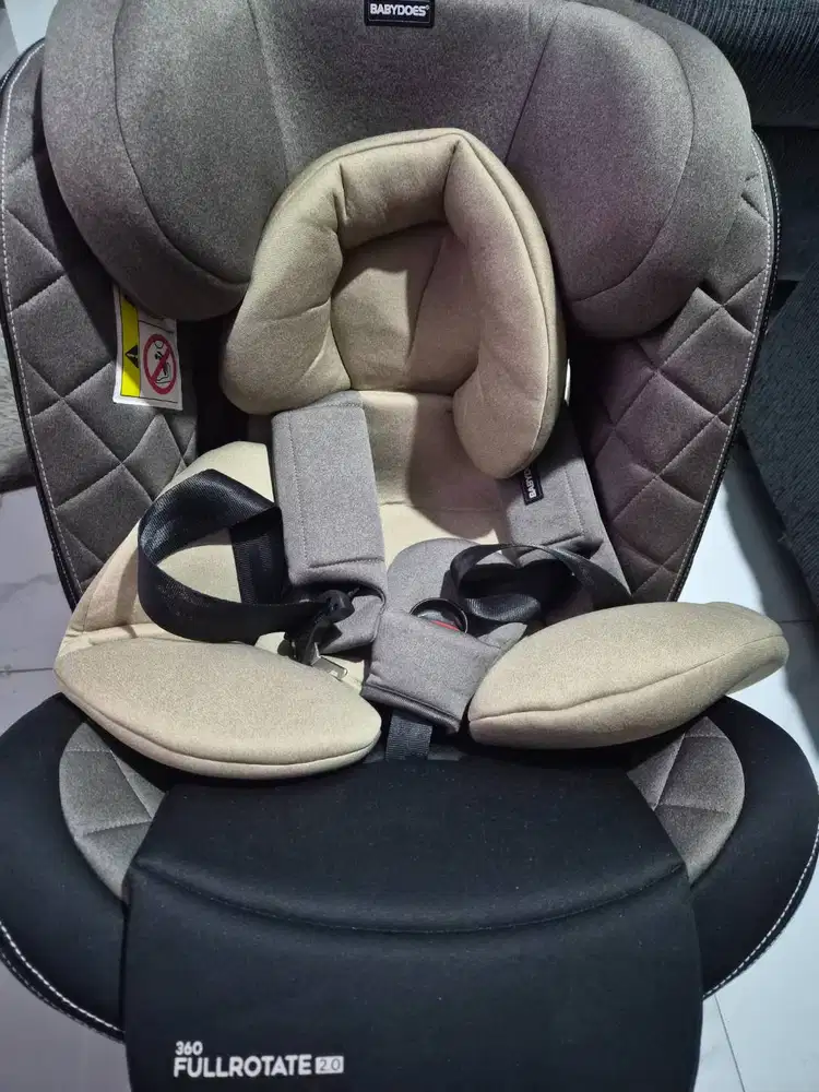 BABY CARSEAT babydoes