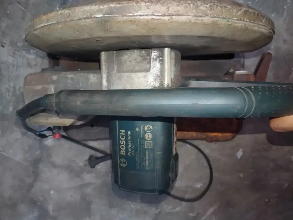 Mesin Potong besi Merk Bosch