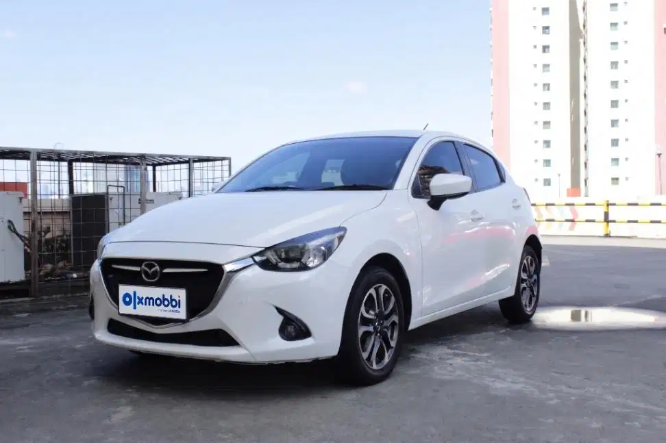 TDP 7, JT Mazda 2 1.5 Skyactiv Bensin-AT Putih 2016