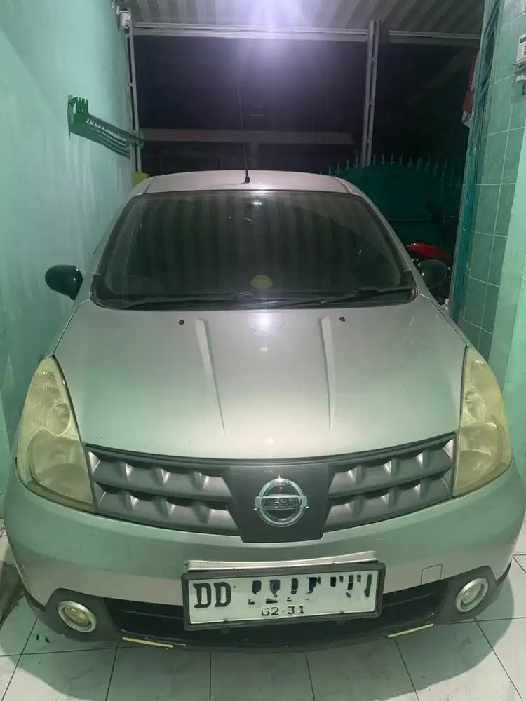 Grand livina 3 baris full orisinil