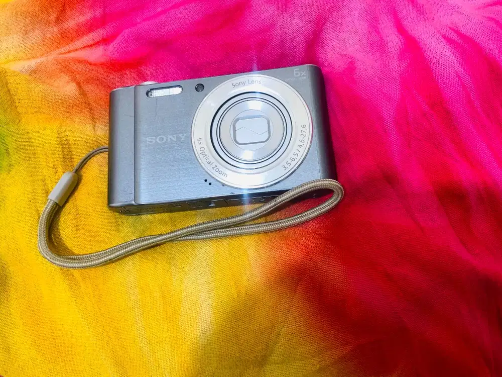 Jual kamera sony 20.1 mega pixels,DSC-W810 bekas kosongan