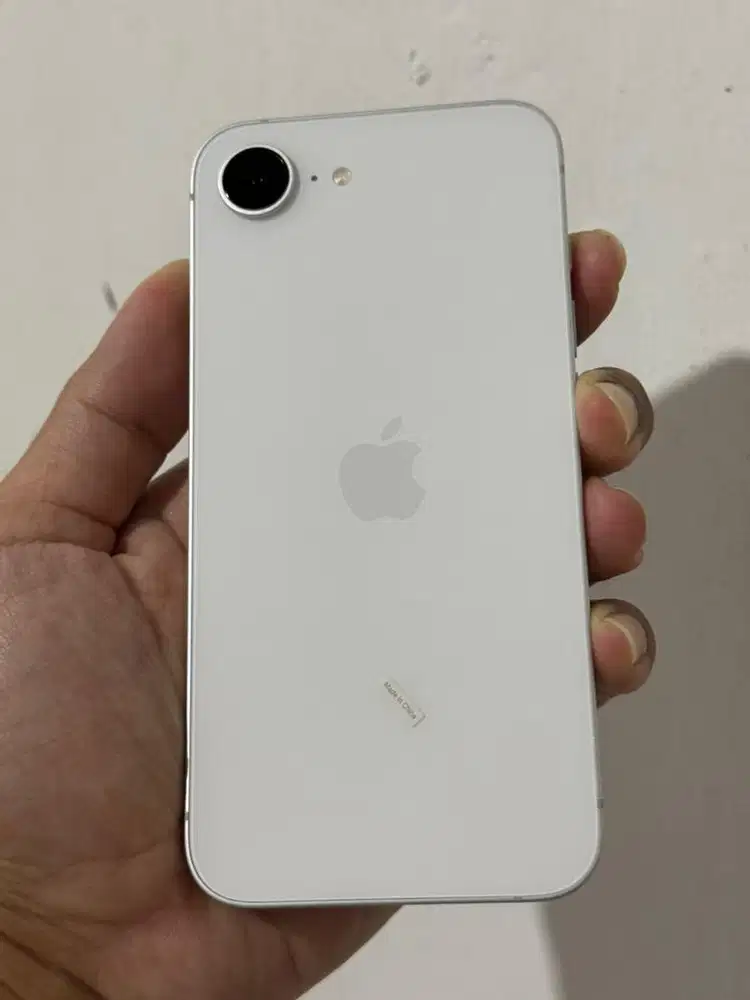 iPhone 16e 256GB