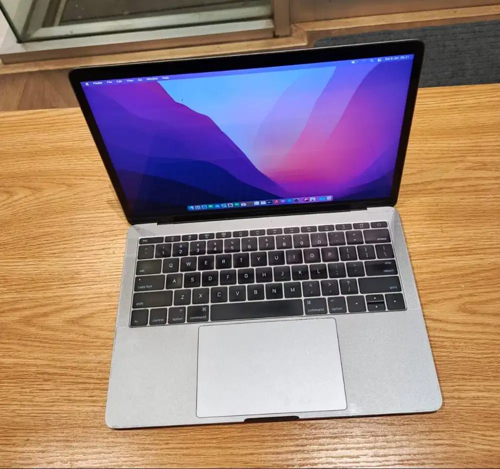 Macbook Pro 13” A1708 2016 Corei5 8GB  Grey CC294