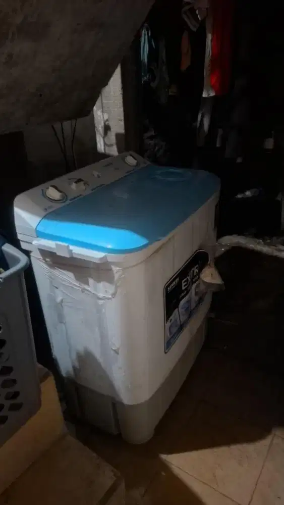 Mesin Cuci Sanken Extra 9 kg 2 tabung