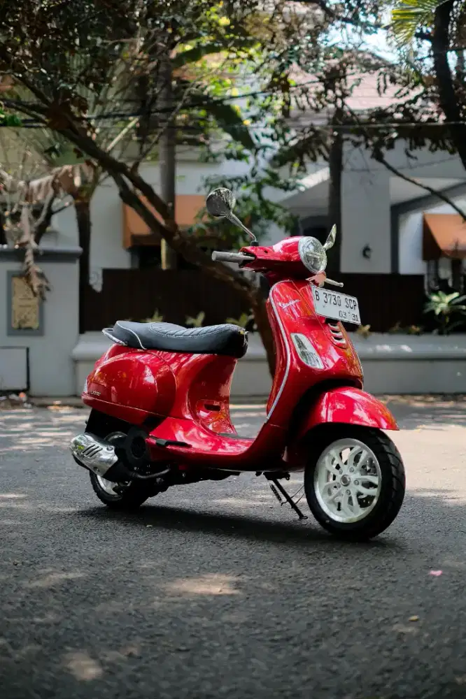 PIAGGIO VESPA LX 150 IGET FACELIFT 2025 TERMURAH BERGARANSI MESIN 1 TH