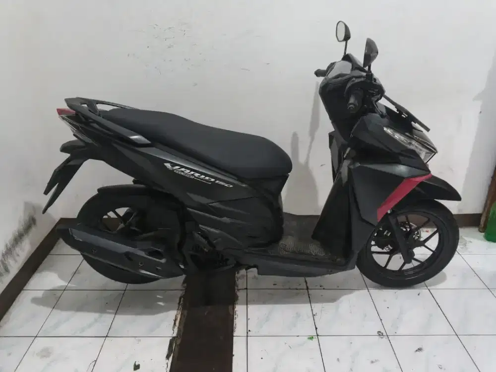 JUAL CEPAT Honda Vario 150 LED old 2017, Muluss.. FULL ORI..
