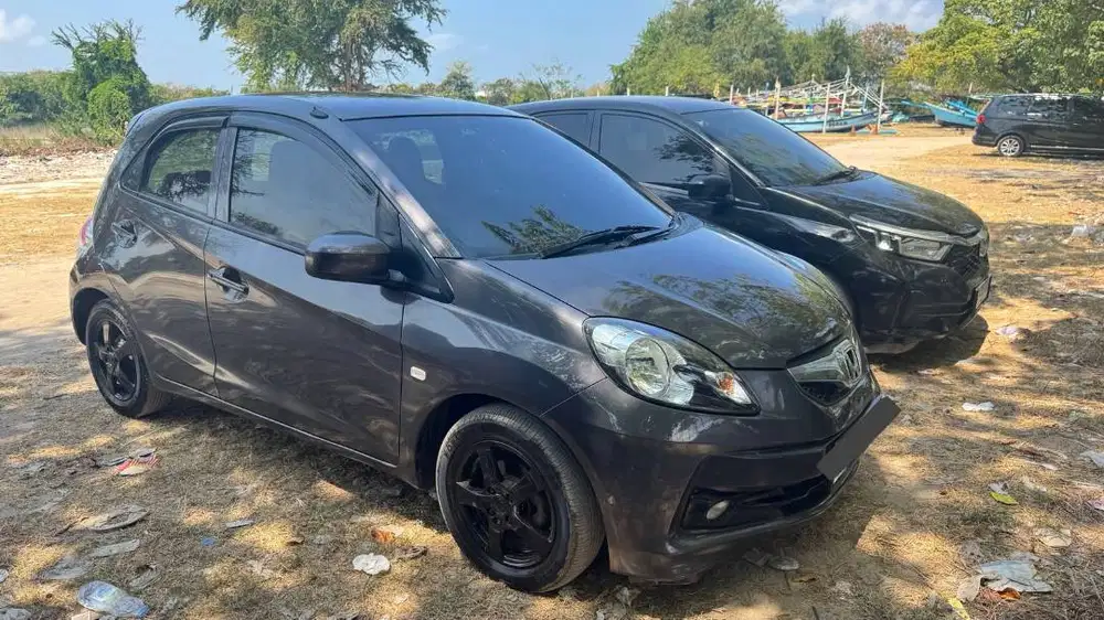 HONDA BRIO E A/T 2015–LOW 70RB KM–PAJAK AGST 2027–PRIBADI–BALI